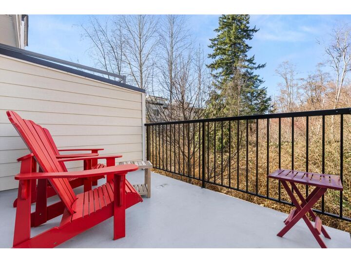 Property Photo:  15588 32 Avenue 2  BC V3Z 0G3 