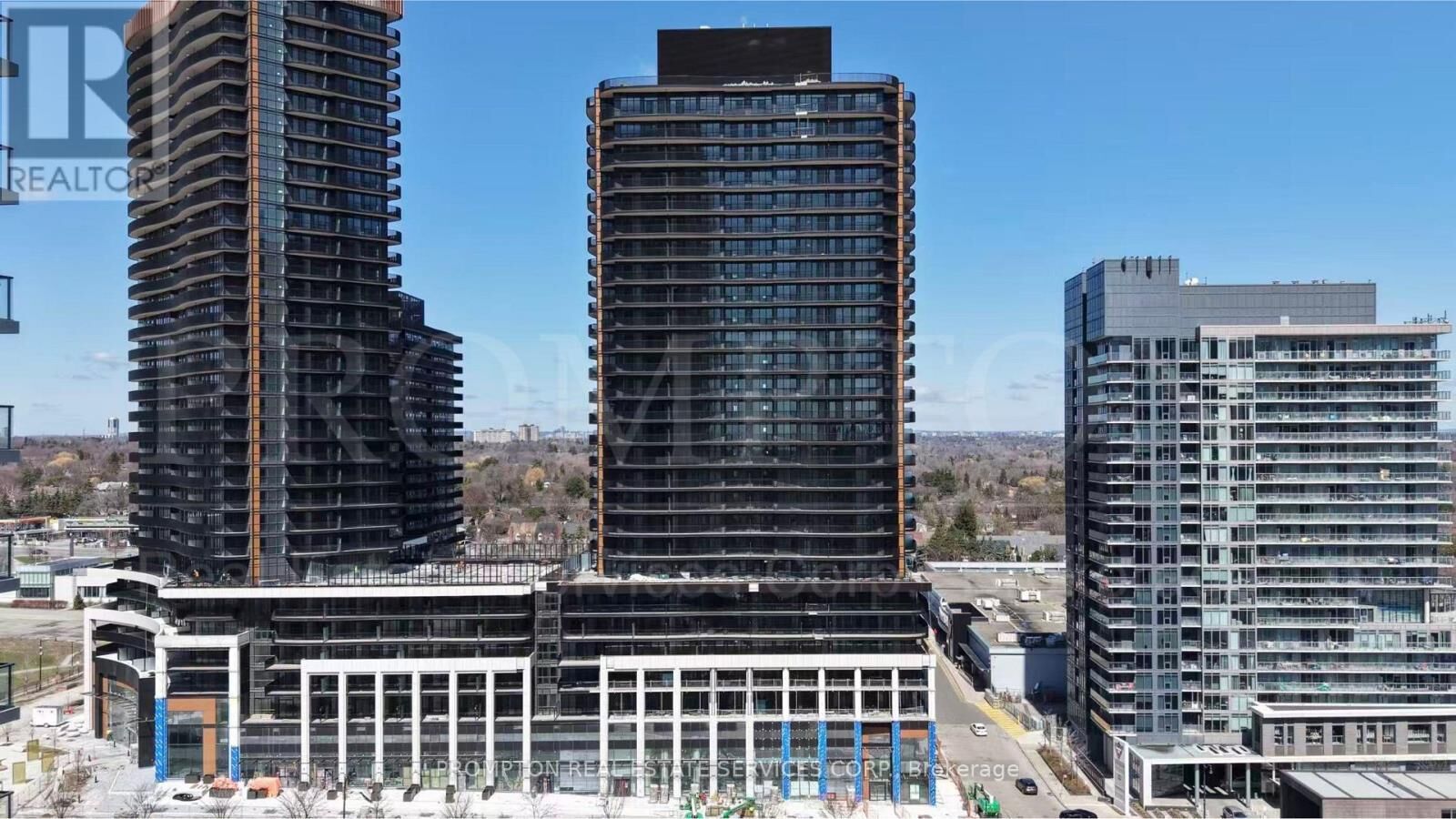 Property Photo:  18 Esther Shiner Boulevard 1212  ON M2K 0J7 