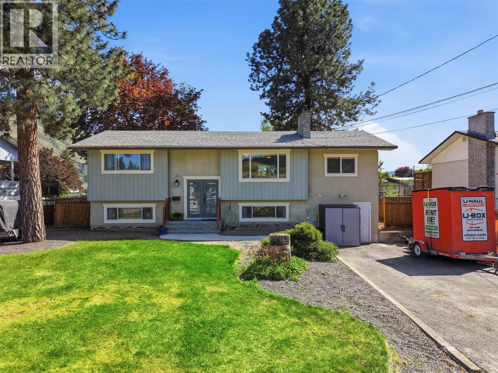 Property Photo:  675 Sicamore Drive  BC V2B 6R6 
