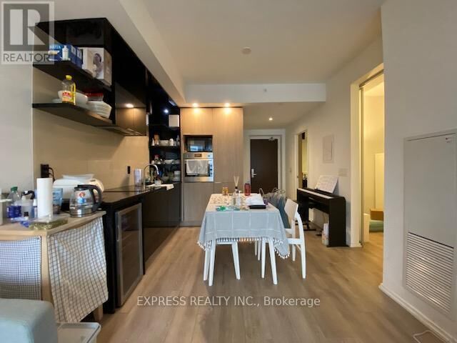 Property Photo:  70 Temperance Street 4308  ON M5H 4E8 