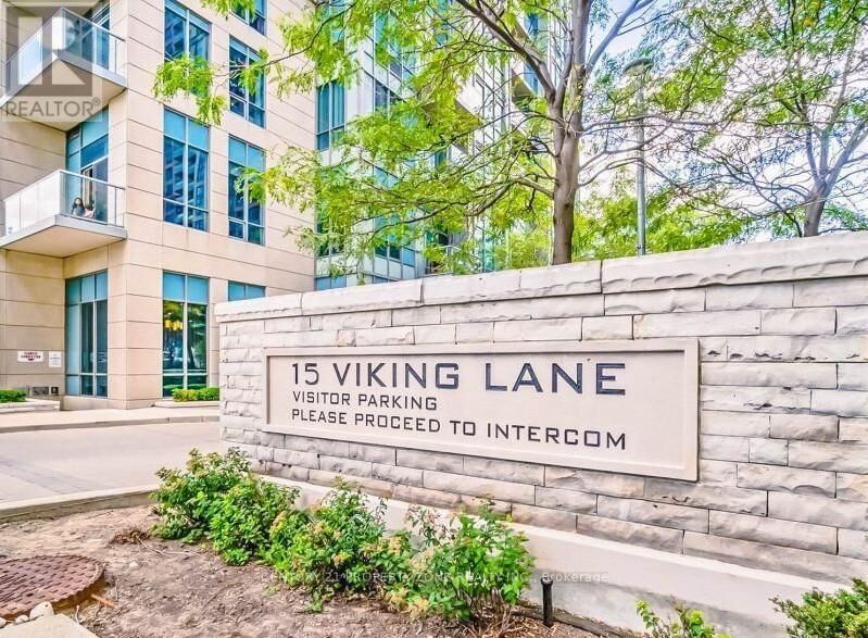 Property Photo:  15 Viking Lane 3405  ON M9B 0A4 