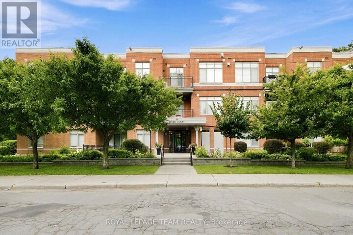 950 Marguerite Avenue 212 — photo 1