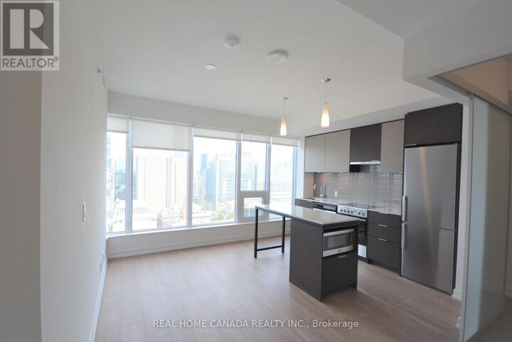 Property Photo:  203 College Street 1907  ON M5T 1P9 