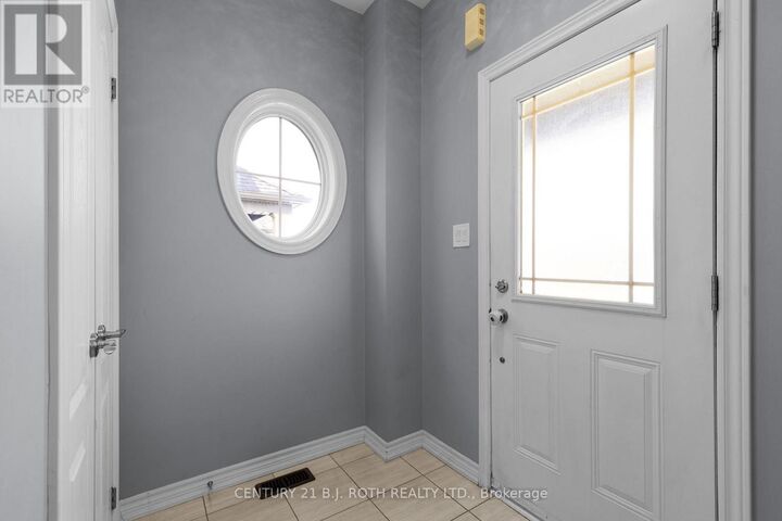 Property Photo:  27 Cygnus Crescent  ON L4N 9C2 