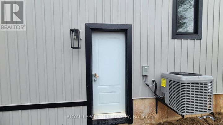 Property Photo:  318 River Road Lower  ON L3B 2S4 