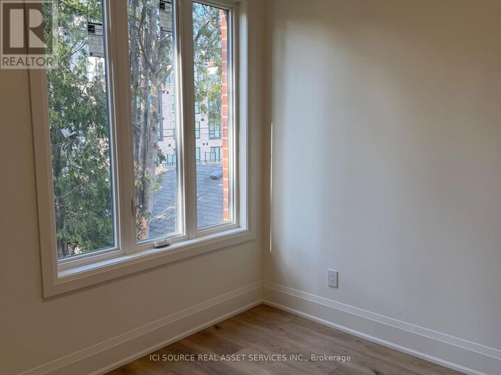 Property Photo:  28 Norcross Road Unit 3  ON M3H 2R4 