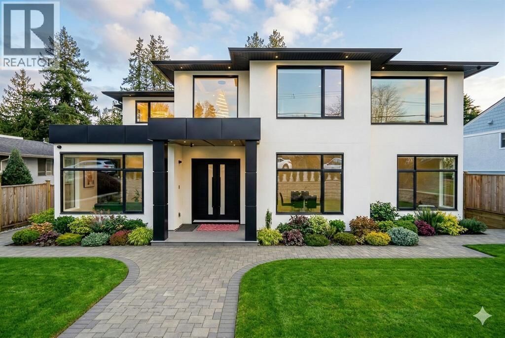 Property Photo:  3846 Southwood Street  BC V5J 2E2 