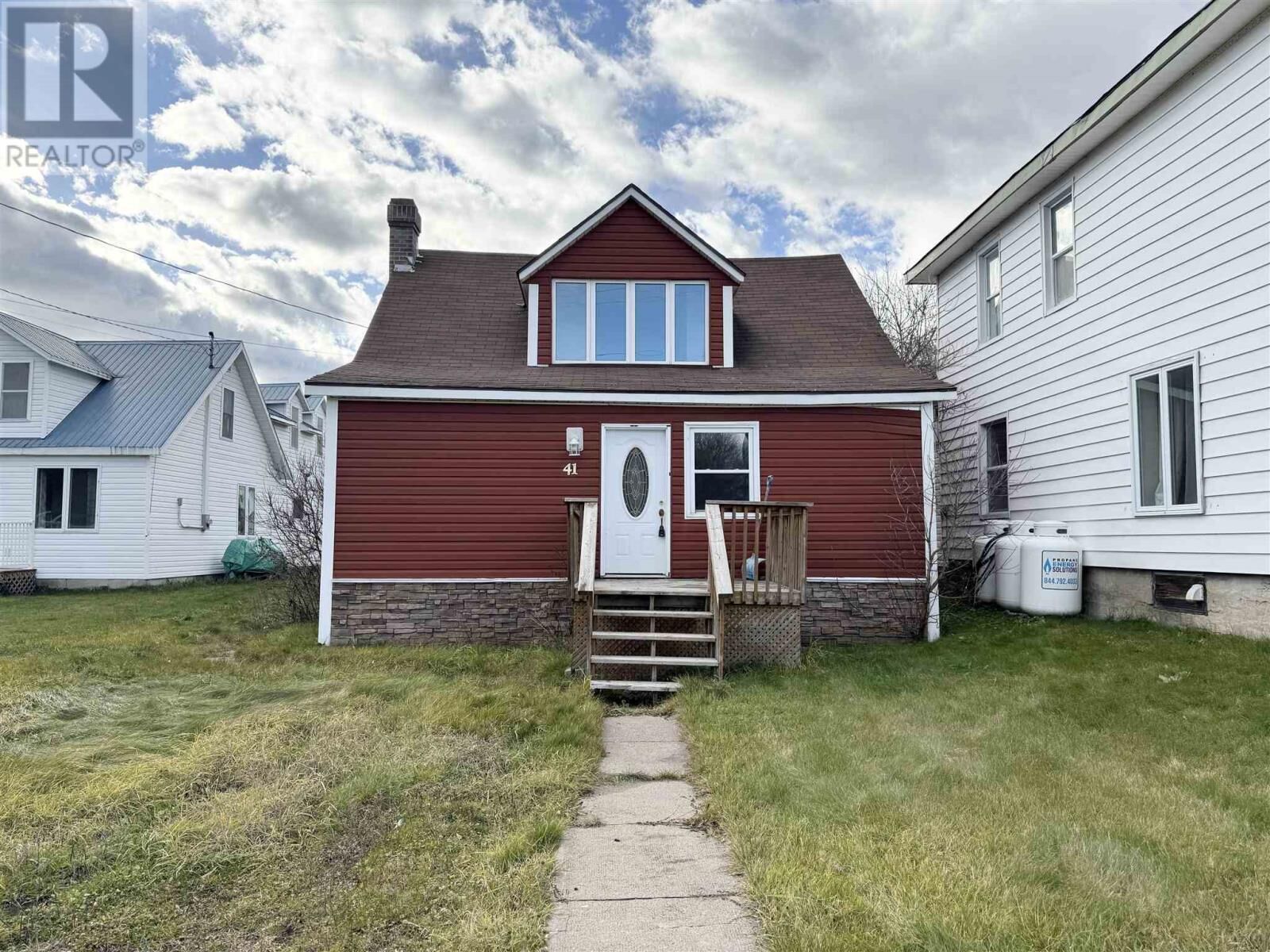 Property Photo:  41 Elgin St  ON P0M 1K0 