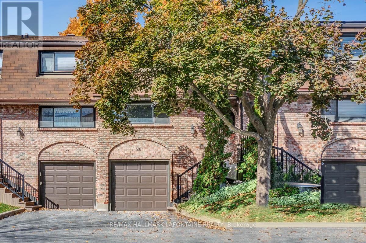 Property Photo:  2 Bertona Street 28  ON K2G 0W1 