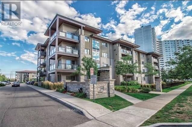 Property Photo:  570 Lolita Gardens 133  ON L5A 0A1 