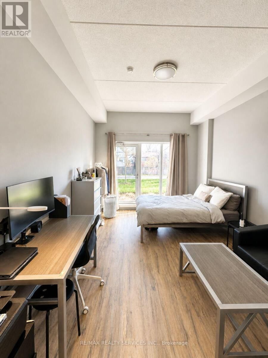 Property Photo:  77 Leland Street 116  ON L8S 3A1 