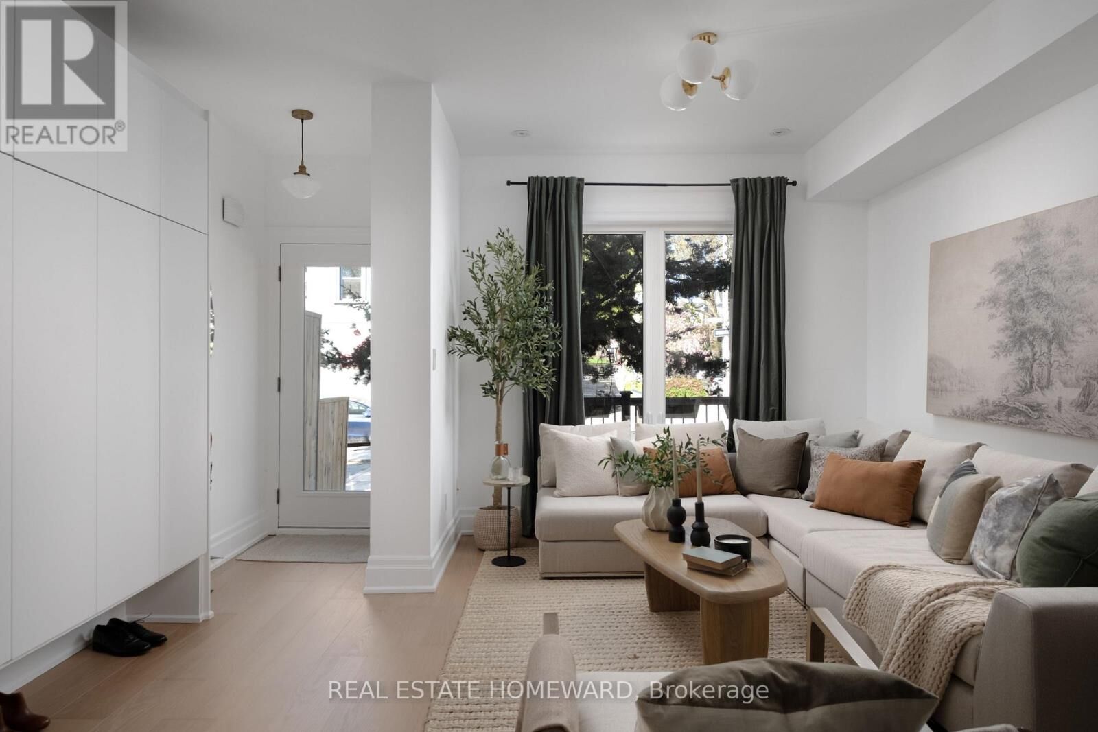 Property Photo:  631 Logan Avenue  ON M4K 3C2 