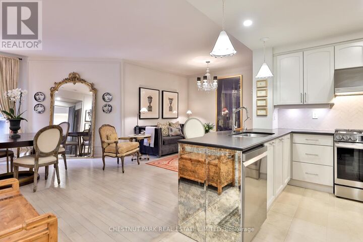 Property Photo:  99 Avenue Road 508  ON M5R 2G5 