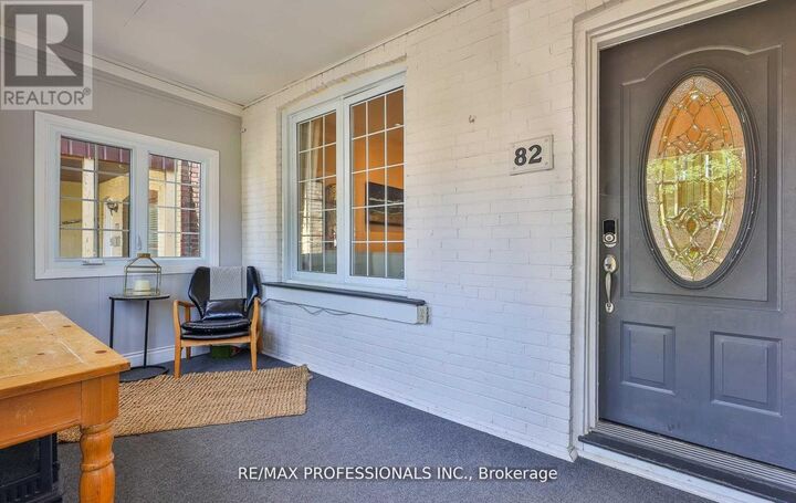 Property Photo:  82 Alton Avenue  ON M4L 2M2 