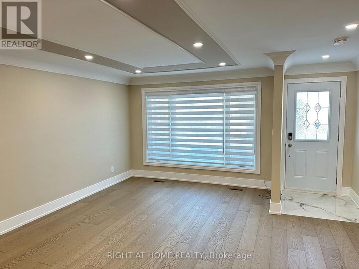 Property Photo:  128 Twenty Second Street  ON M8V 3M4 
