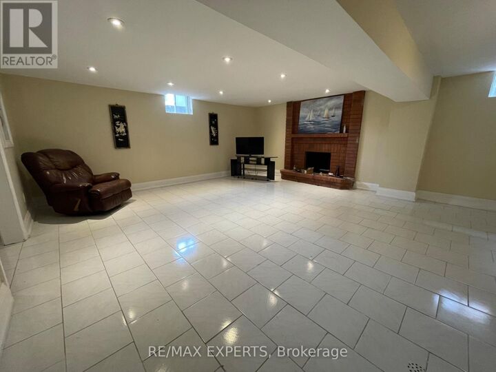 Property Photo:  145 Columbus Avenue Bsmt  ON L4L 7H1 