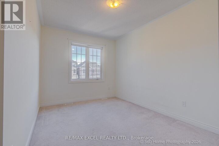Property Photo:  94 Hartney Drive  ON L4S 0K6 
