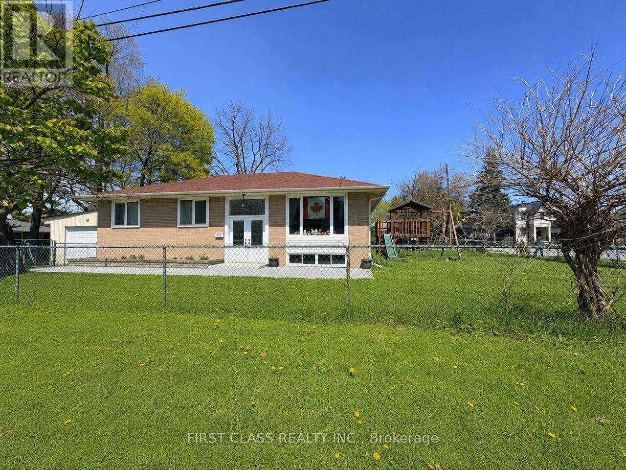 Property Photo:  371 Fesserton Road Bsmt  ON L4C 1G3 