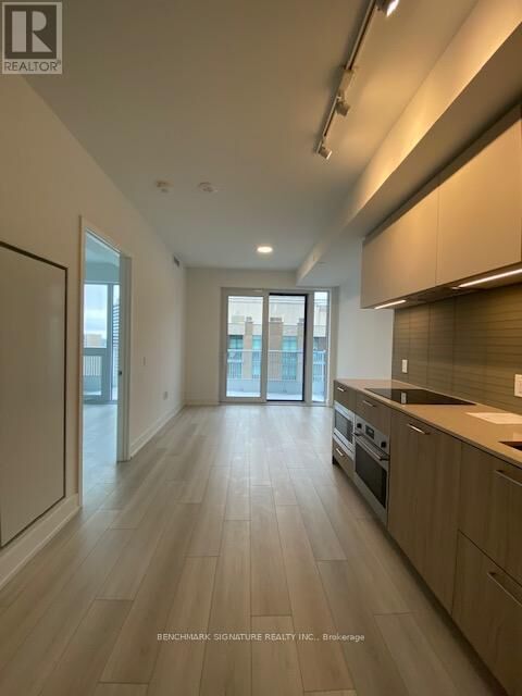 Property Photo:  36 Olive Avenue 1713  ON M2N 4P9 