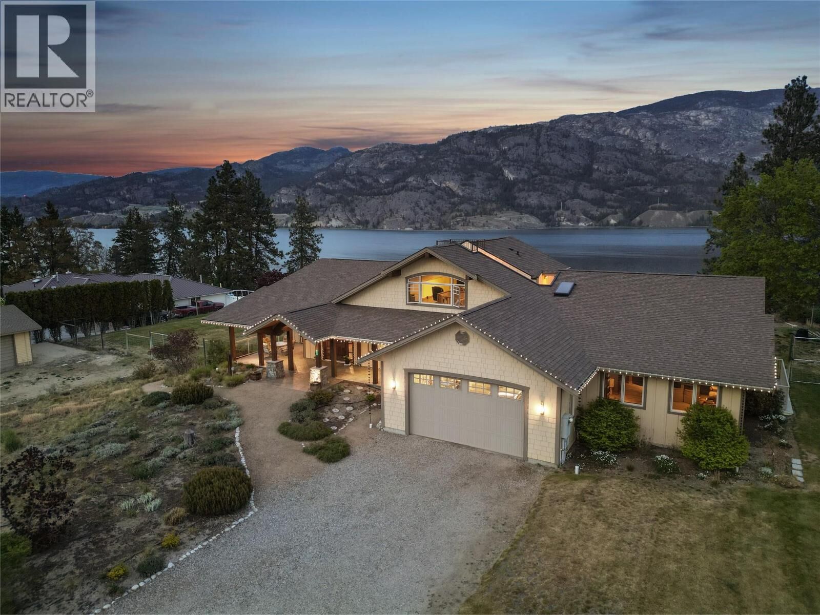 Property Photo:  660 Pineview Drive  BC V0H 1K0 