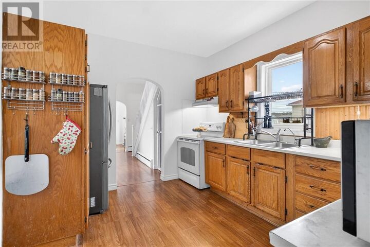 Property Photo:  19 Sellwood Avenue  ON P0M 1H0 