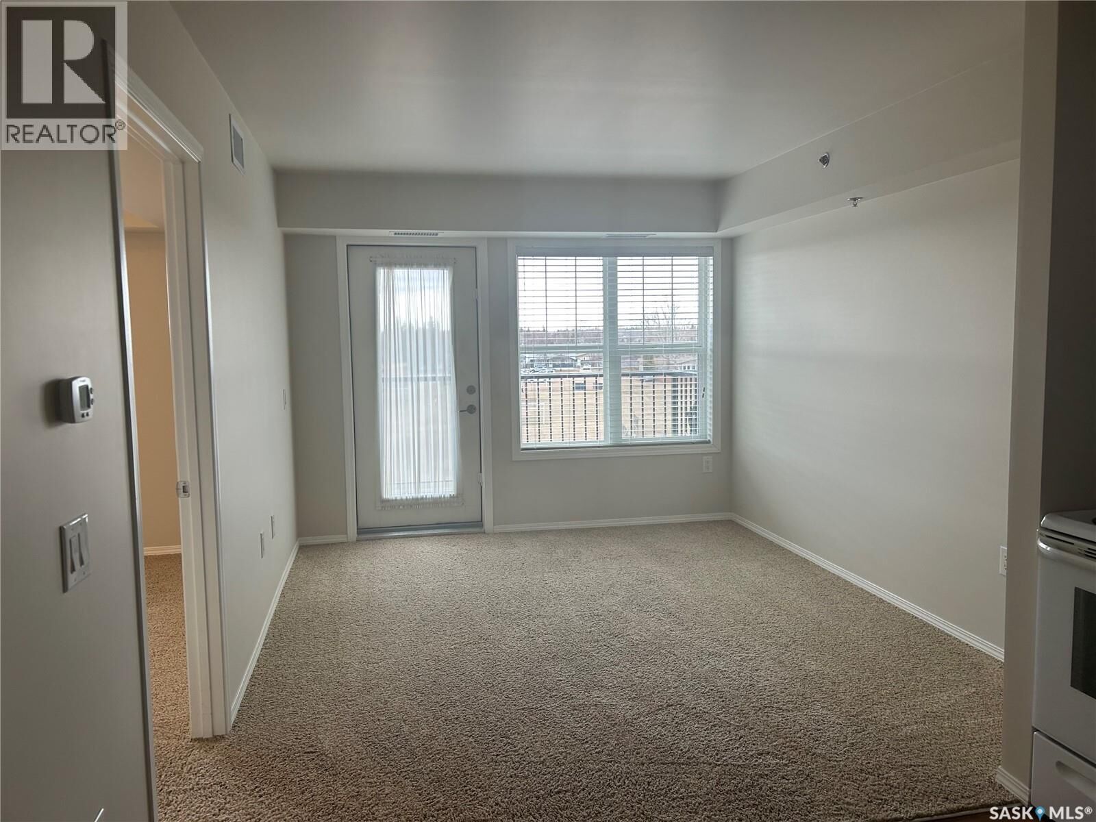 Property Photo:  403 601 110th Avenue  SK S0E 1T0 
