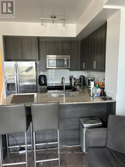 Property Photo:  2756 Old Leslie Street 511  ON M2K 0E2 