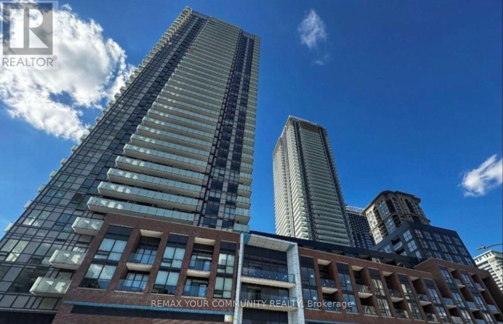 Property Photo:  4130 Parkside Village Drive 3408  ON L5B 3M8 