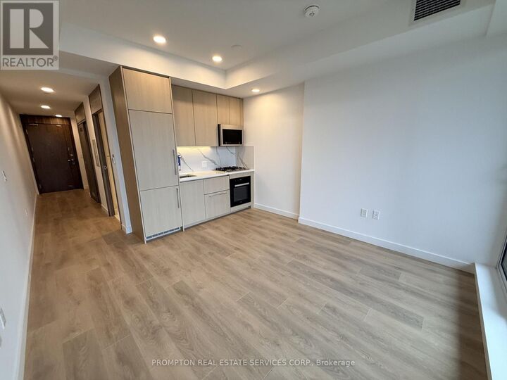 Property Photo:  18 Esther Shiner Boulevard 1006  ON M2K 0J7 