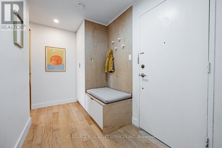 Property Photo:  5 Old Sheppard Avenue 204  ON M2J 4K3 