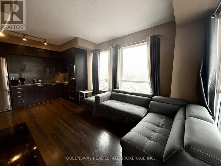 Property Photo:  120 Harrison Garden Boulevard 806  ON M2N 0H1 
