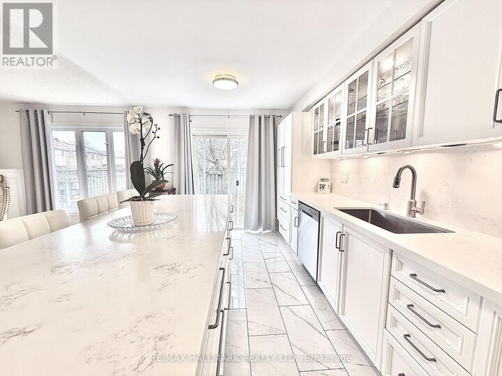 Property Photo:  78 Sunridge Street  ON L4E 3Z3 