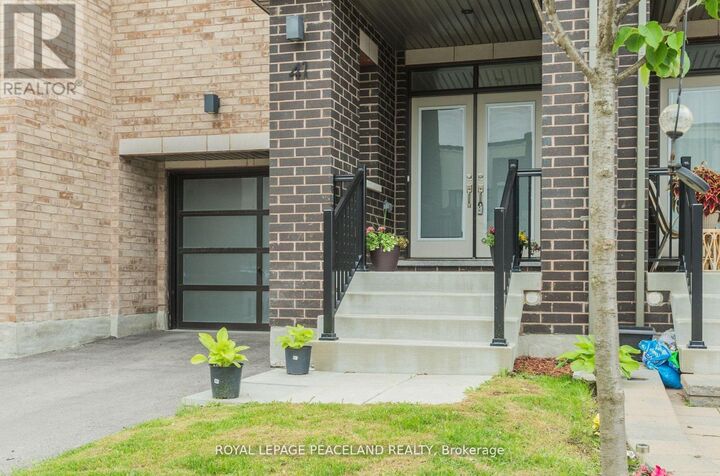 Property Photo:  41 Dariole Drive  ON L4E 0Z2 