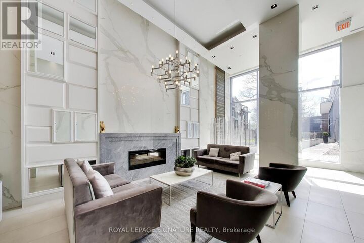 Property Photo:  501 St Clair Avenue West 501  ON M5P 0A2 