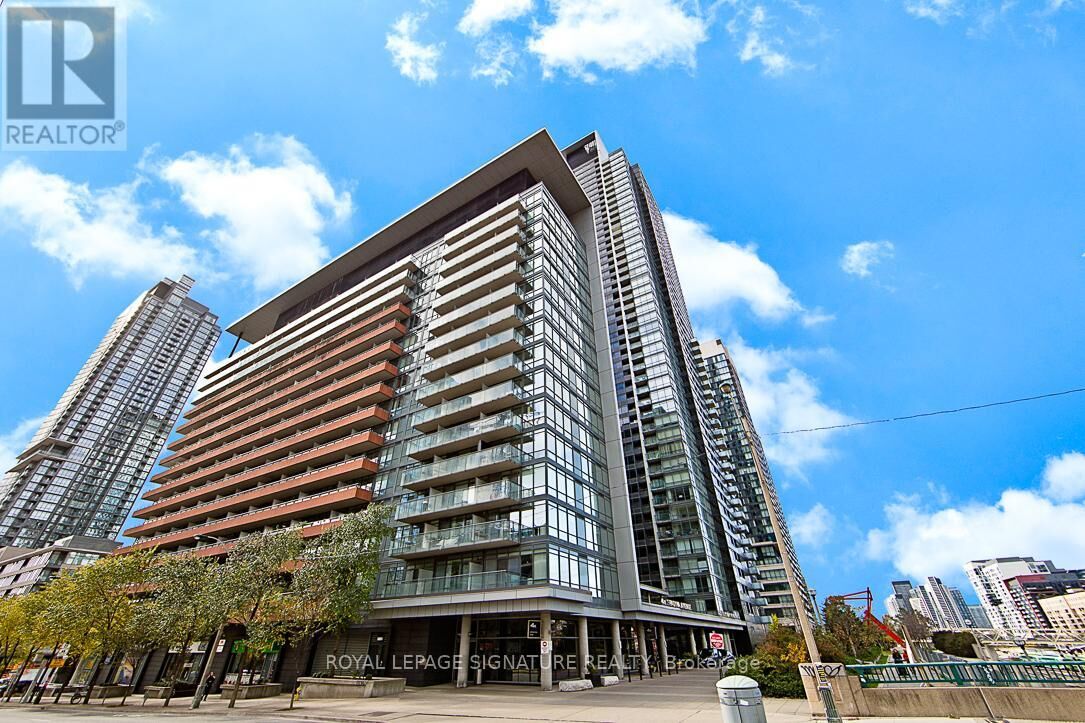 Property Photo:  4K Spadina Avenue 611  ON M5V 3Y9 