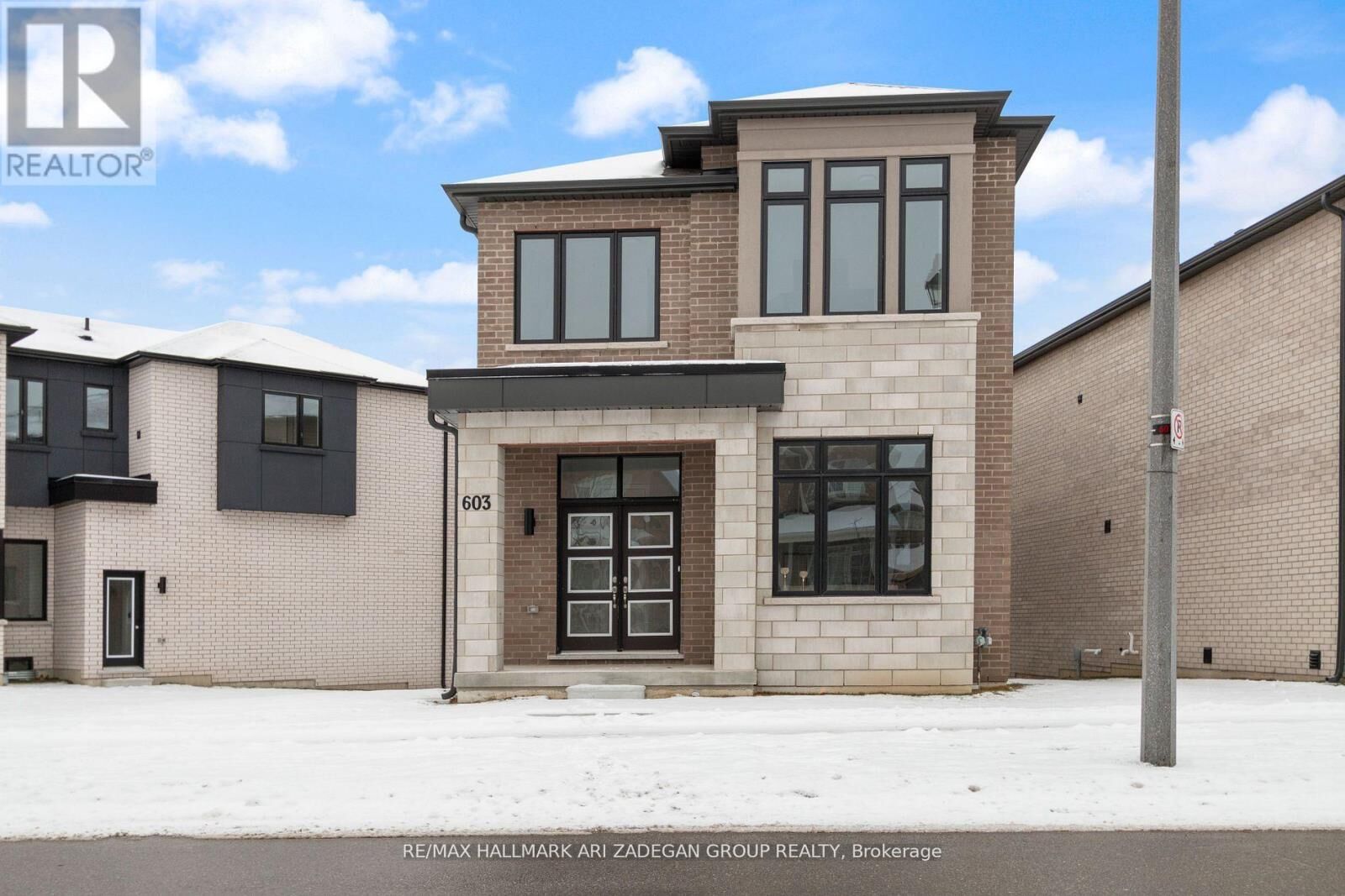 Property Photo:  603 Riverland Avenue Lf  ON L6B 0V3 