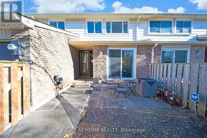 Property Photo:  12 Lace Fernway Way West  ON M2J 4L9 