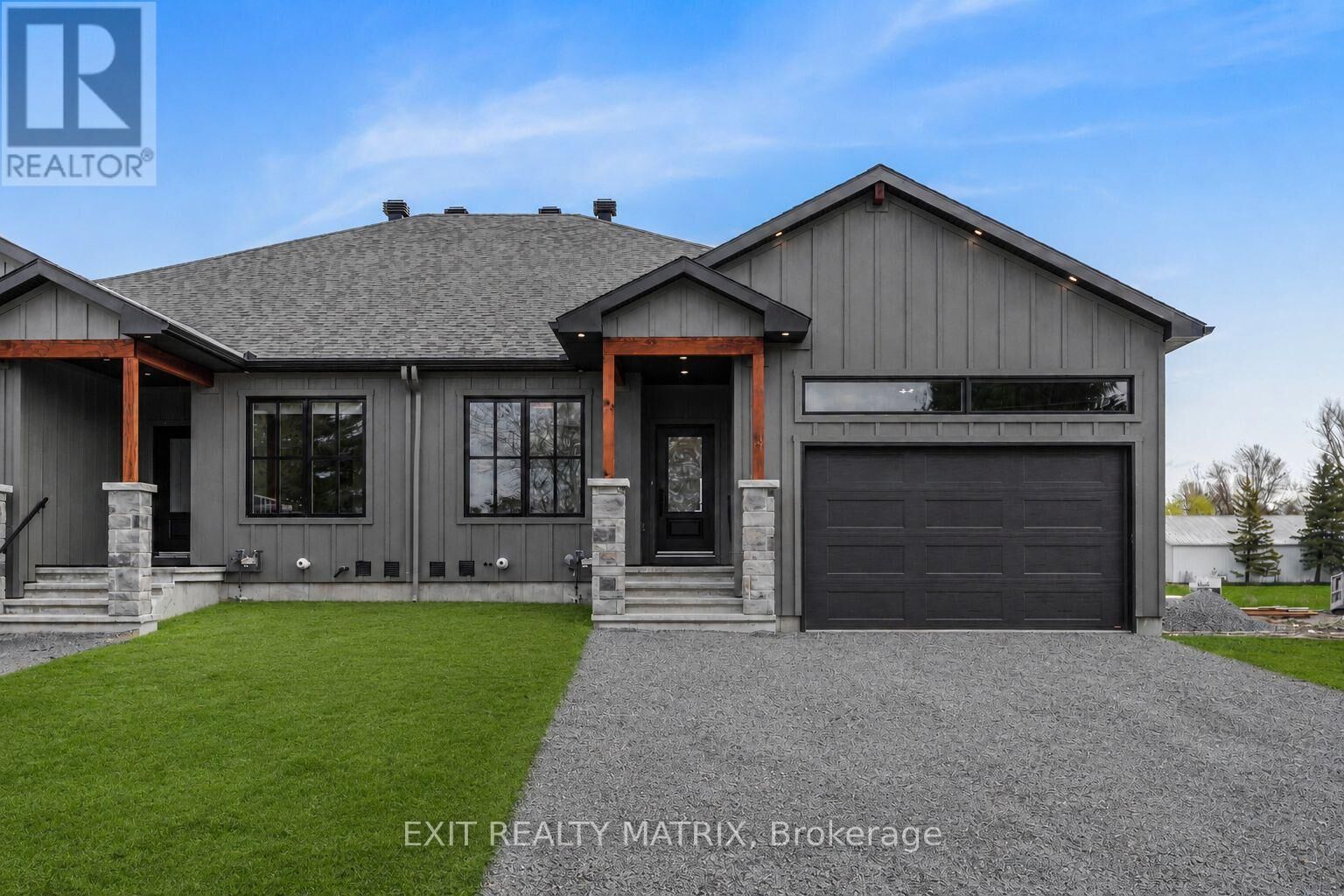 Property Photo:  31 Machabee Street  ON K0A 3C0 