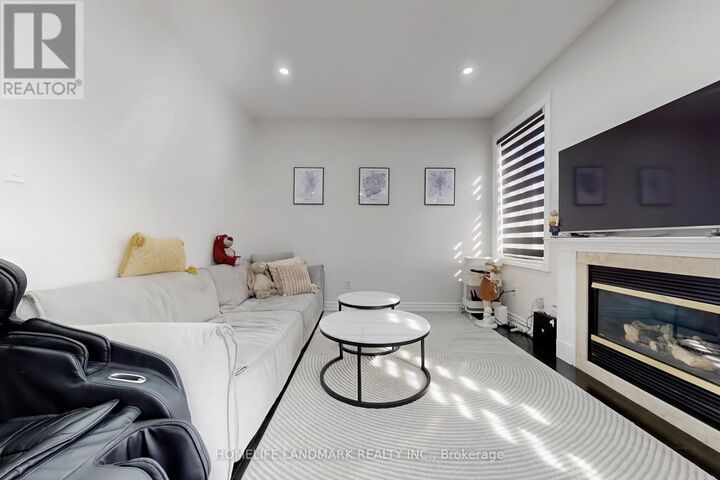 Property Photo:  52 Lakespring Drive  ON L6C 2Z1 