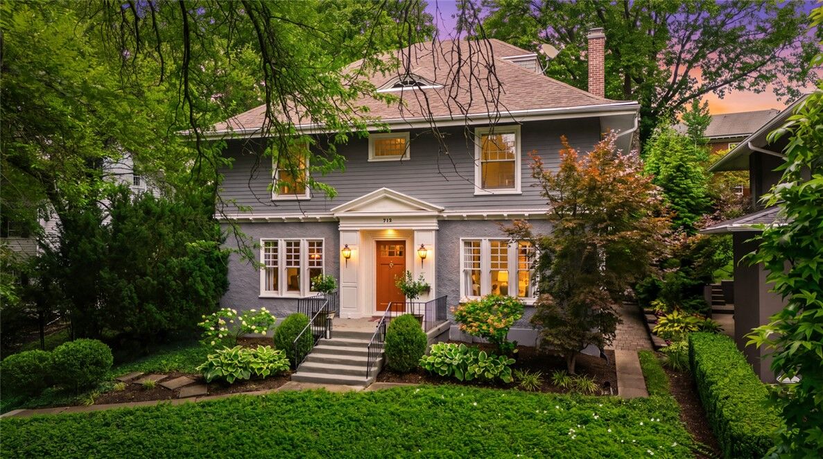 Property Photo:  712 Oakwood Avenue  OH 45419 