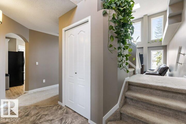 Property Photo:  39 Haviland Crescent  AB T8N 6P8 