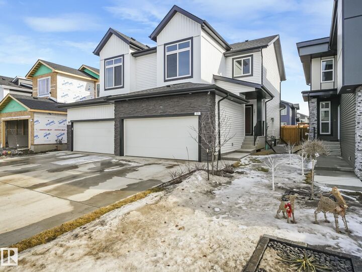 Property Photo:  201 Starling Way  AB T8L 1X5 