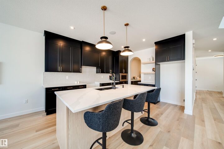Property Photo:  75 Chartres Close  AB T8N 0R6 