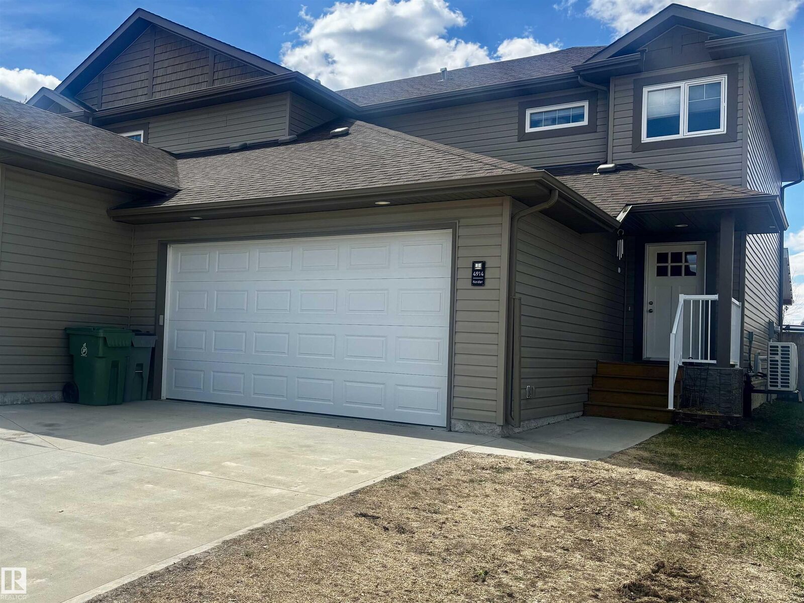Property Photo:  4914 47 Street  AB T0A 2W0 