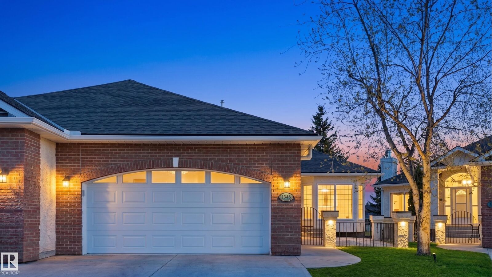 Property Photo:  1346 Potter Greens Drive NW  AB T5T 6A3 
