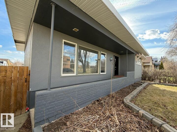Property Photo: 5003 46 Avenue AB T9A 0H4