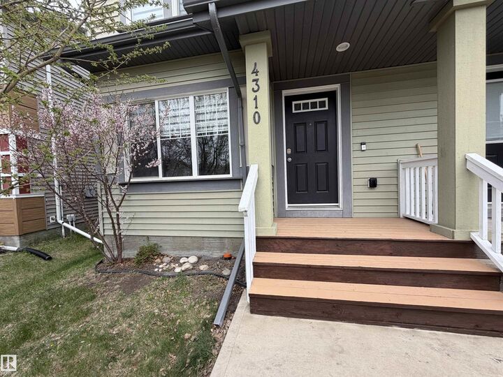 Property Photo:  4310 Prowse Link Link SW  AB T6W 2V4 