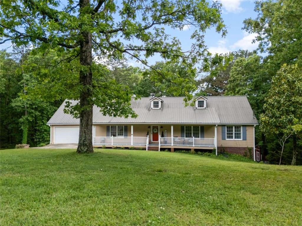 Property Photo: 21 Timberwood Drive SE GA 30173