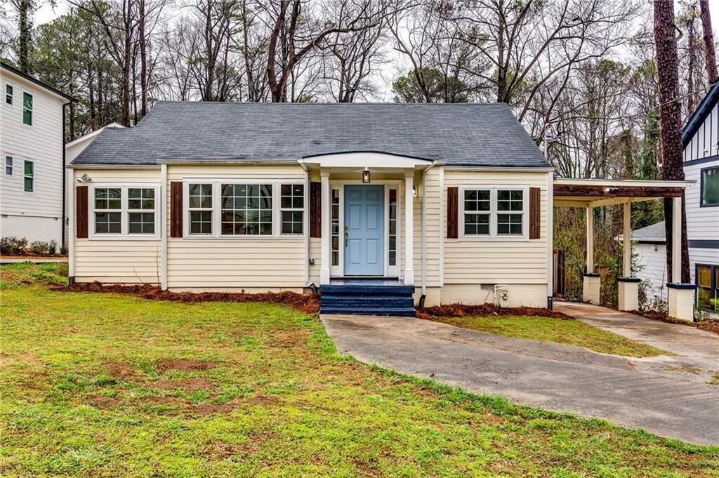 Property Photo: 2886 Joyce Avenue GA 30032