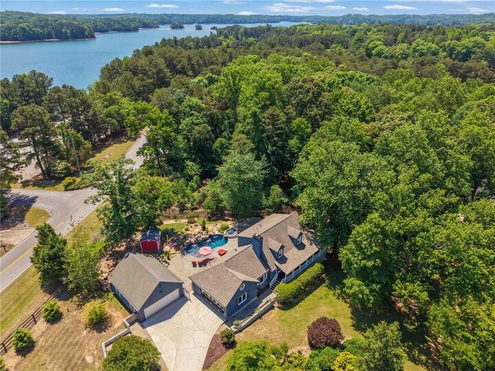 Property Photo:  3709 Timberlake Drive  GA 30506 